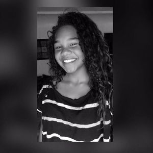 Meet your Posher, Janelle