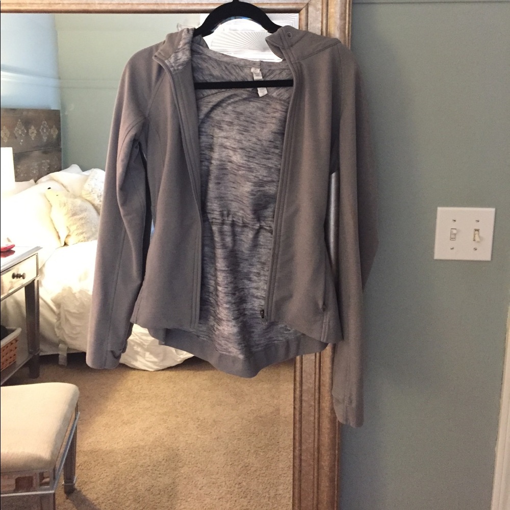 Lu lu lemon jacket