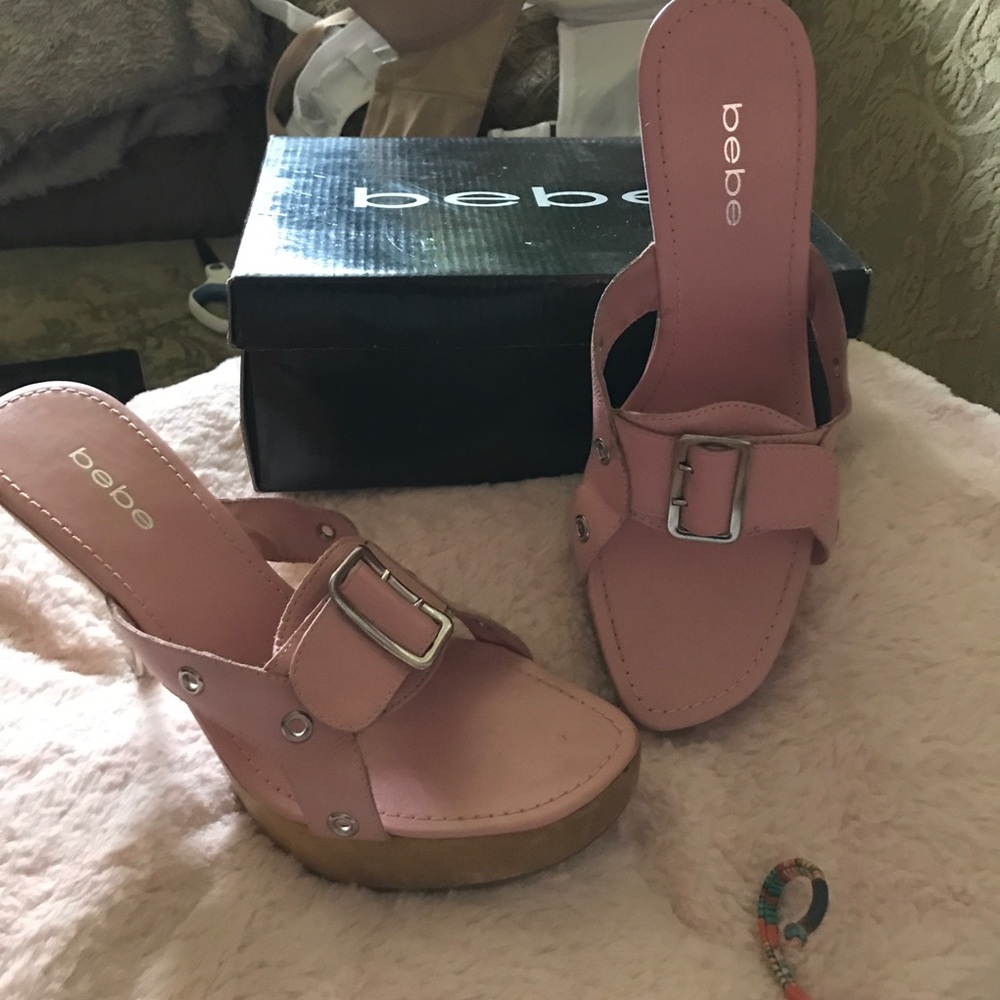 Bebe pink leather stilettos with wood bottom - Picture 6 of 7