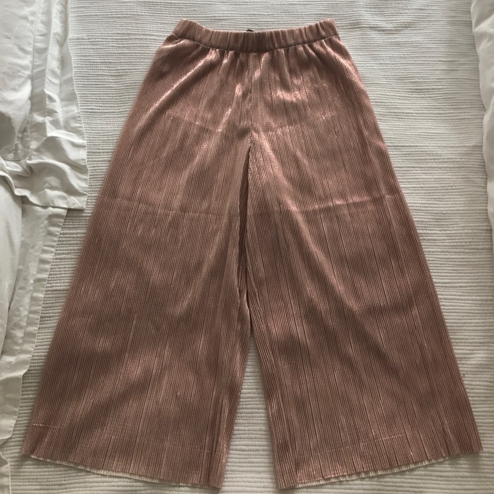 Zara shiny pink culottes