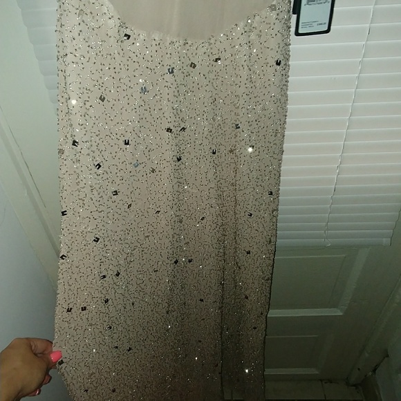 Light pink dress - Picture 5 of 8