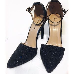 NWOT Zara pointed heels