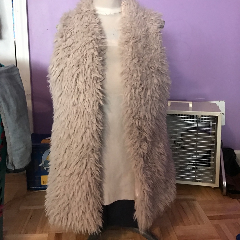 Fur vest