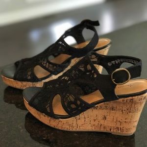 American eagle High wedge sandals