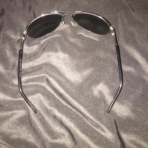 Ray-Ban Aviator - Picture 3 of 4