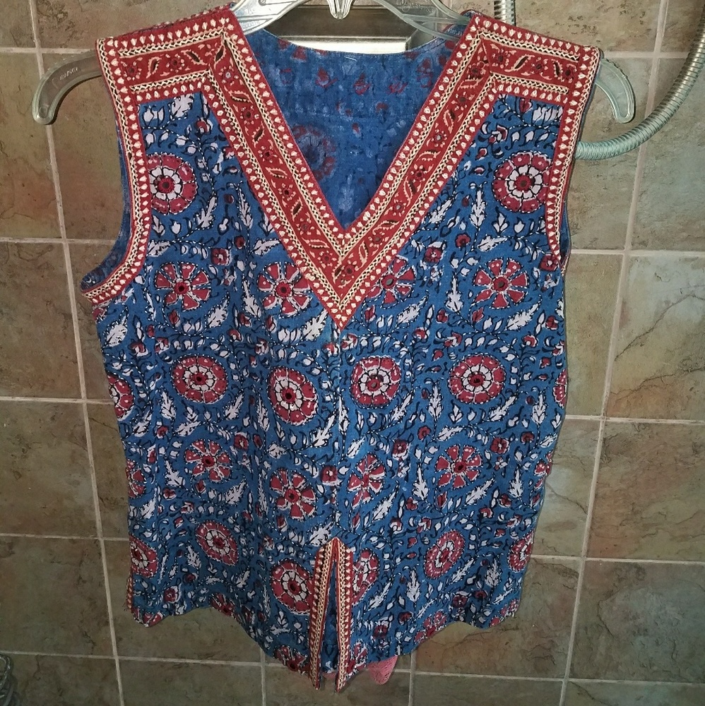 Bohemian shirt. Size M