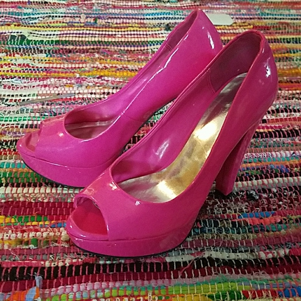 high heels hot pink