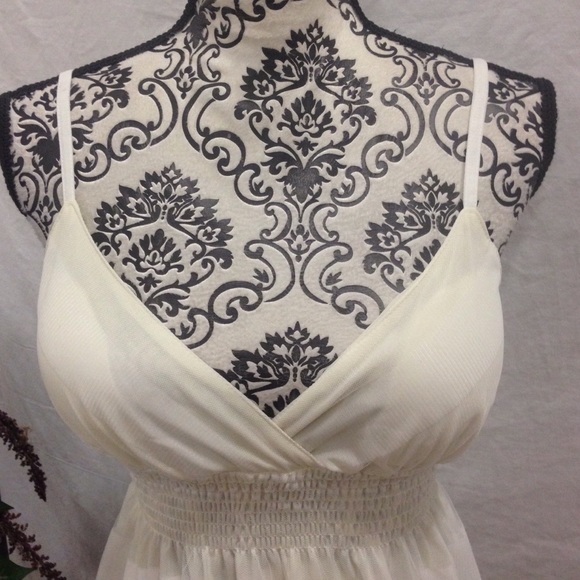 NWT Ivory Ethereal Beach Maxi Dress - Picture 3 of 4