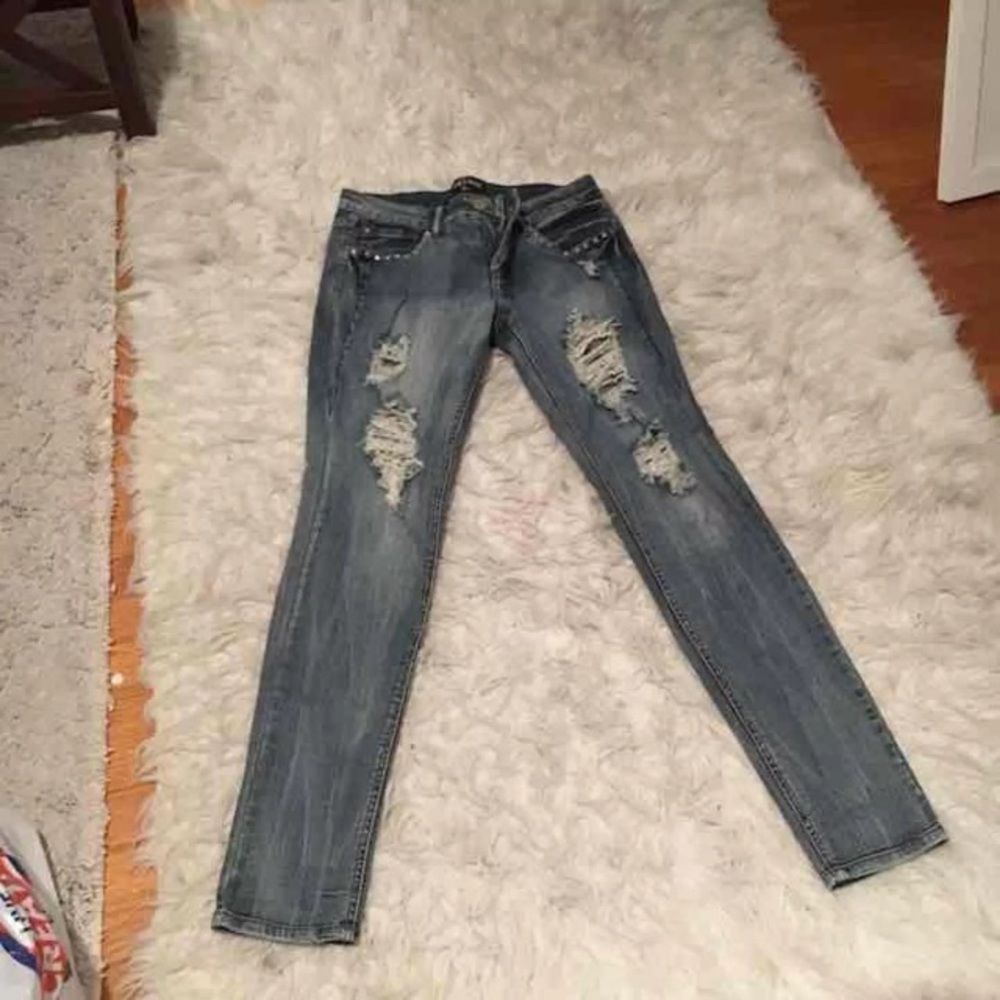 Ripped & Studded Skinny Jeans Size 29