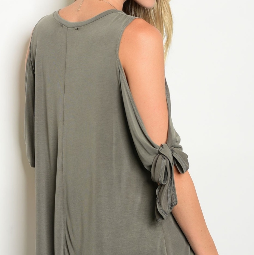 BOGO FREE Cold Shoulder Top - Picture 3 of 3