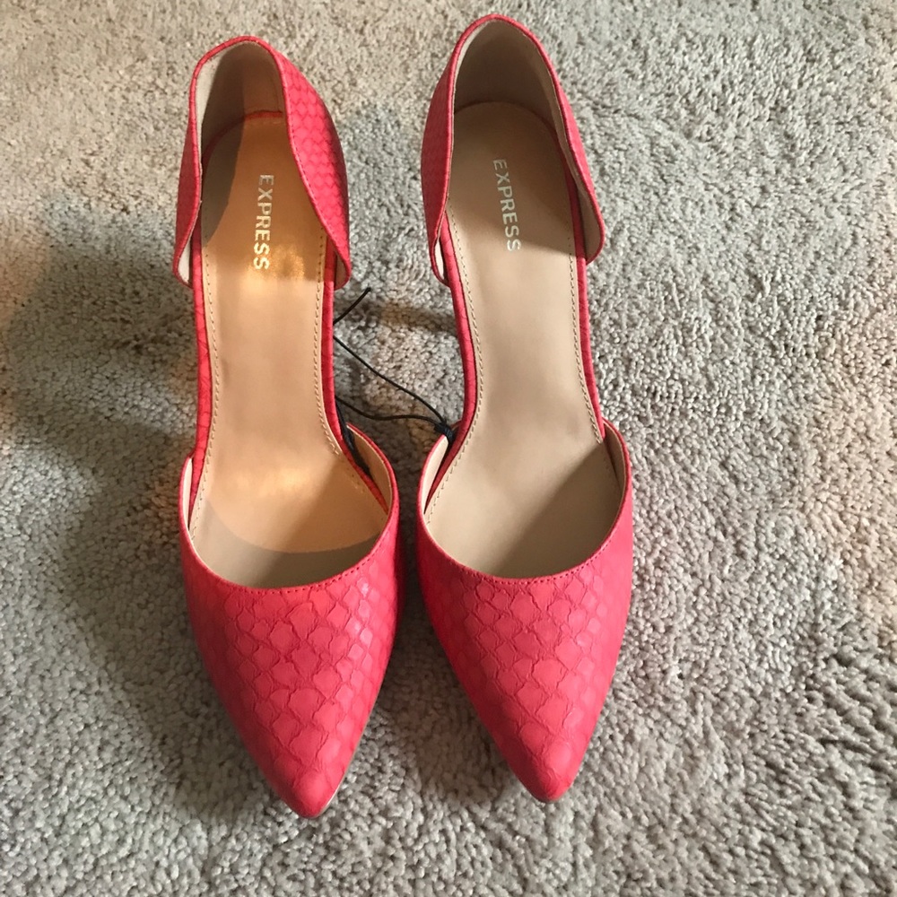 Brand New Express Pumps