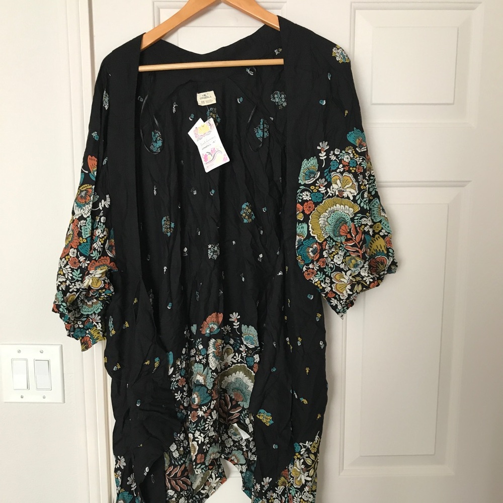 O'Neill flower print black kimono one size