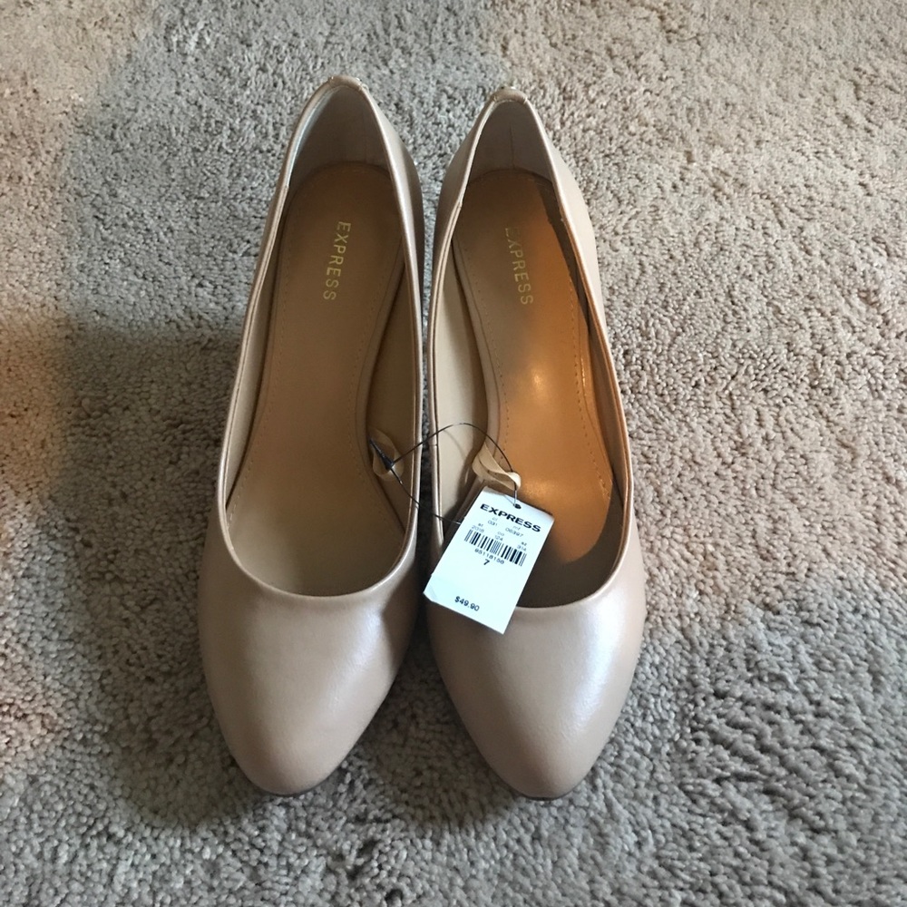 Brand New Express Pumps