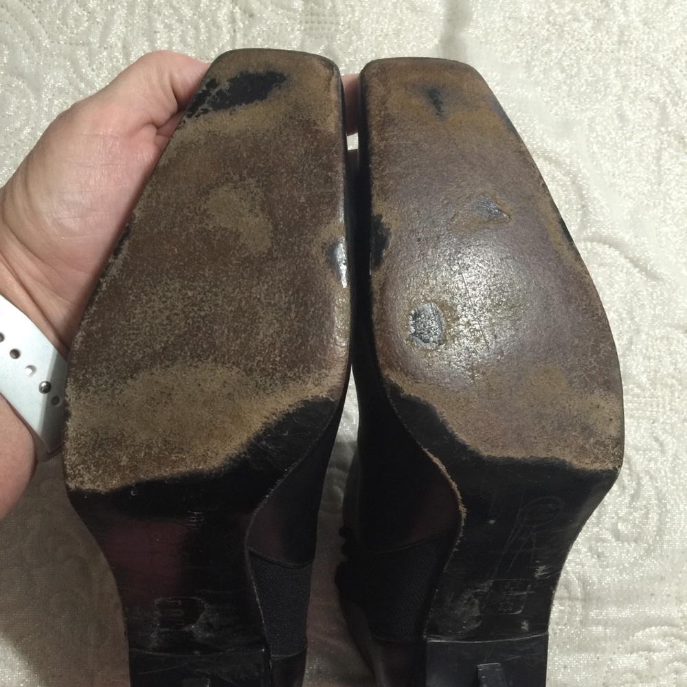 🎈SOLD🎈Fabulous Chanel Retro Leather Booties - Picture 7 of 8