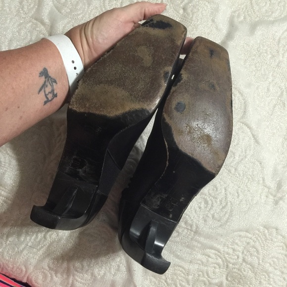 🎈SOLD🎈Fabulous Chanel Retro Leather Booties - Picture 6 of 8