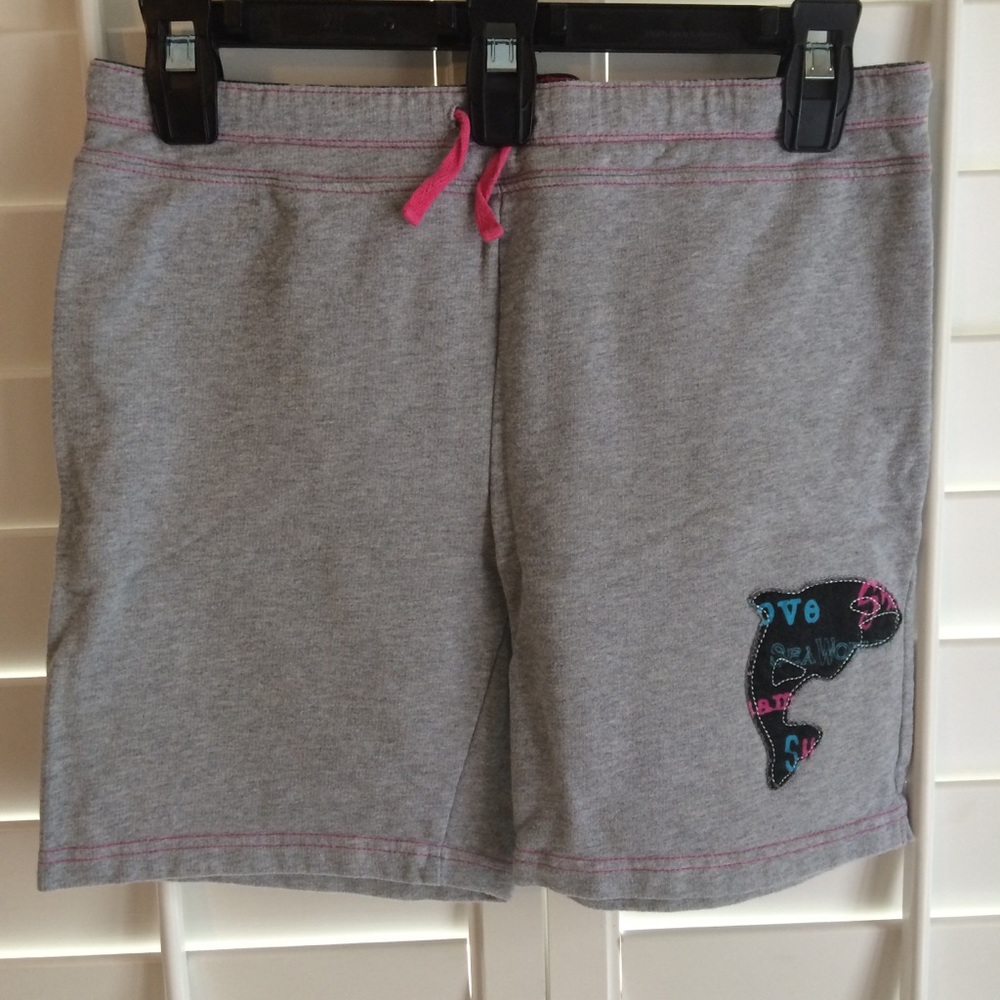 SEAWORLD children's grey whale shorts