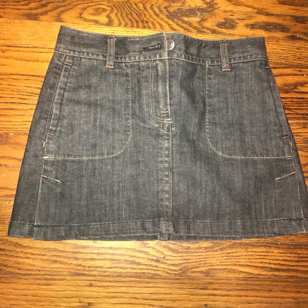 LIKE NEW THEORY DENIM SKIRT