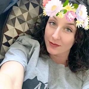 Meet your Posher, Brooke