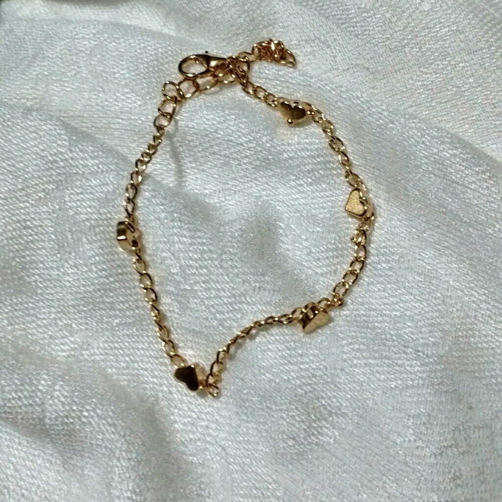 Cute Gold Heart Bracelet