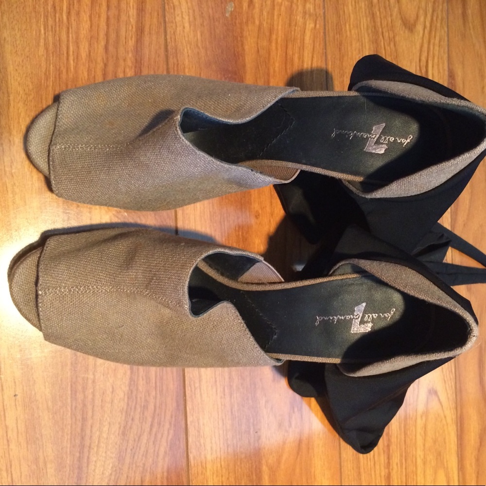 For All 7 Mankind high heels