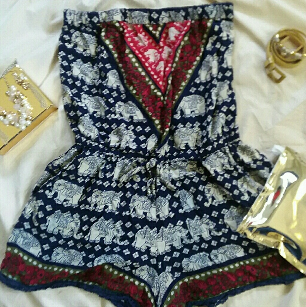 🍀👀Elephant Jumper