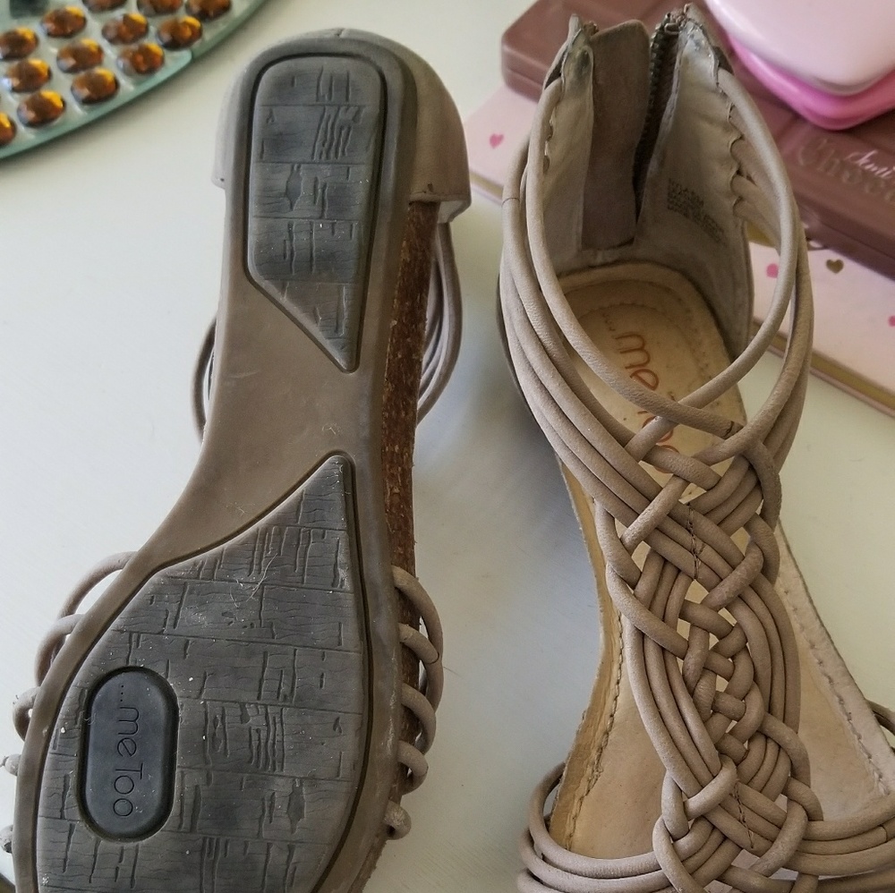 Sandals - Picture 2 of 2