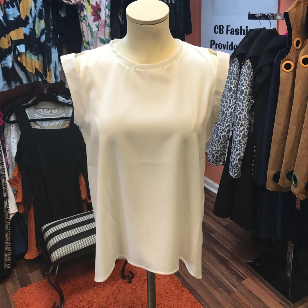Off White comfortable Blouse
