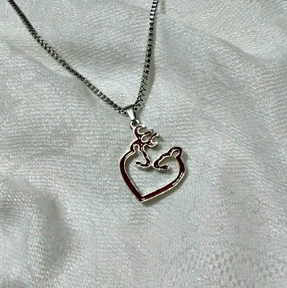 Browning Deer Burgundy Heart Necklace