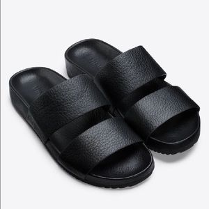 Vince genuine leather black slides!