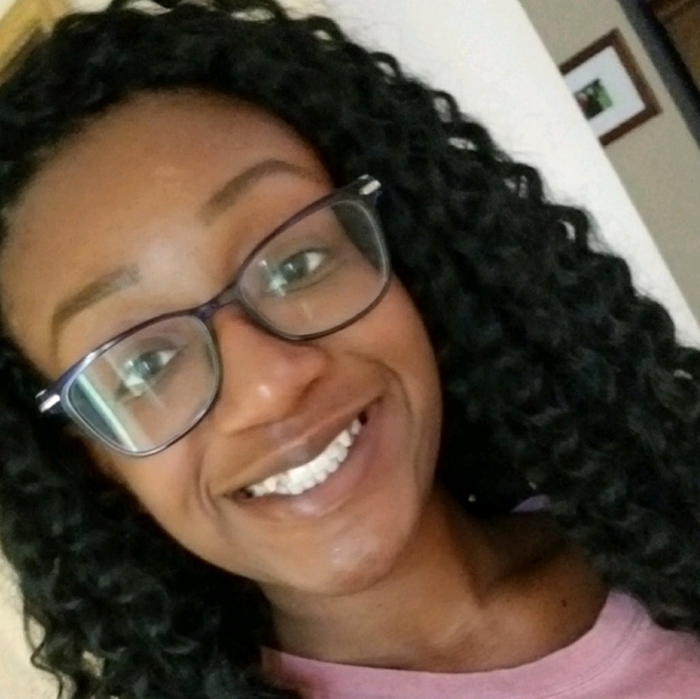 Meet your Posher, Jasmine