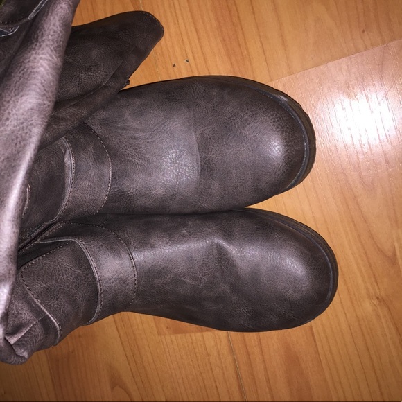 JustFab Moto Boots - Picture 3 of 4