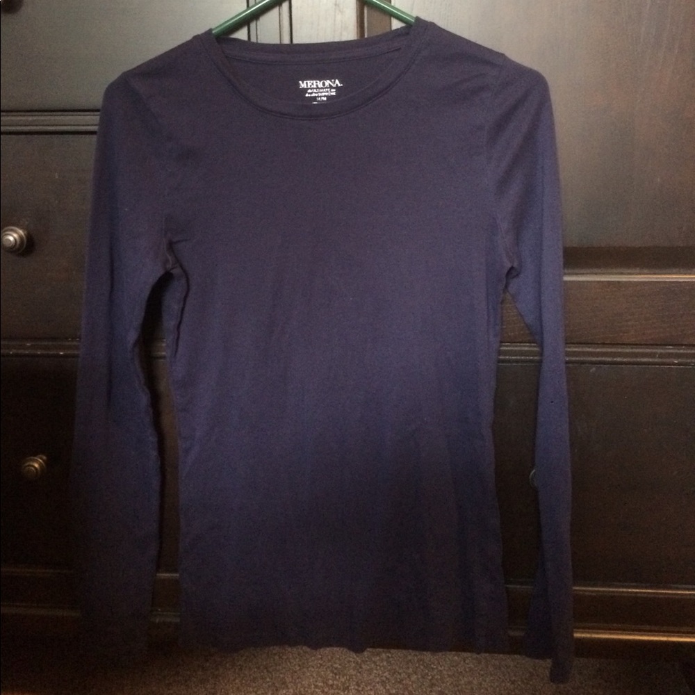 🌻Very comfy Blue Long Sleeve Shirt🌻