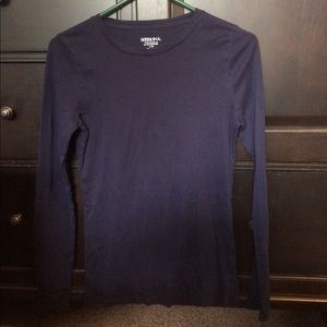 🌻Very comfy Blue Long Sleeve Shirt🌻