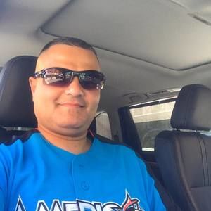 Meet your Posher, Roberto