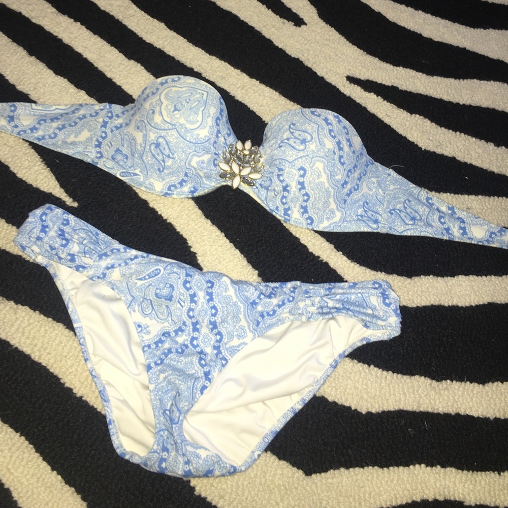 Victoria's secret bathing suit