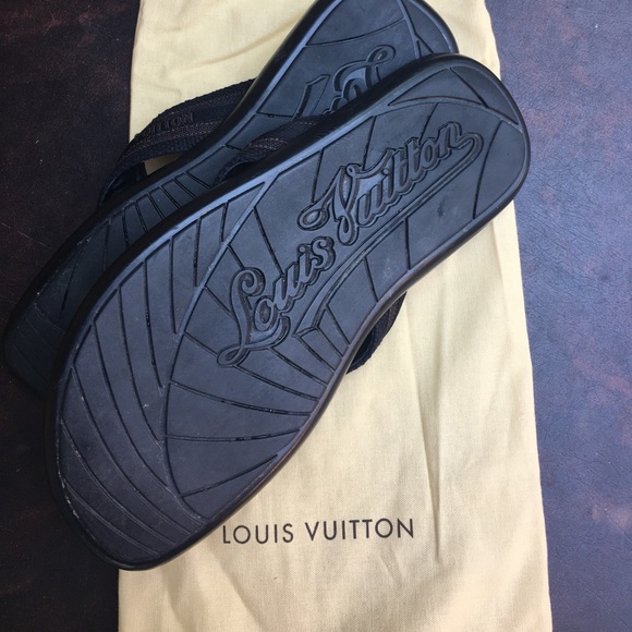 Authentic Men's Louis Vuitton Sandals - Picture 2 of 2