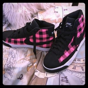 Nike high tops.