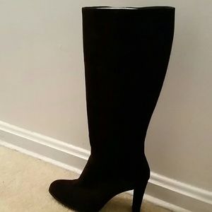 Stuart Weitz man.  brown heeled suede boots