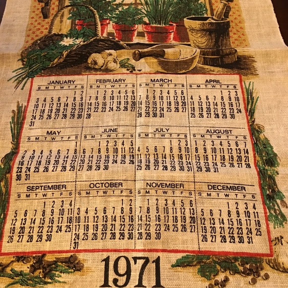 Vintage Calendar Tea Towel Plastic Bag Holders - Picture 6 of 8
