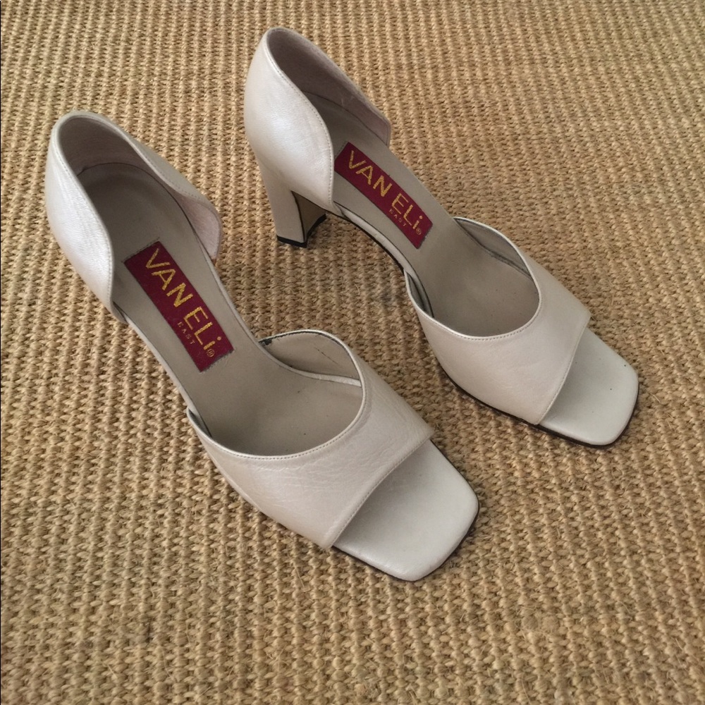 VAN ELi Open-Toed Heels - Size 8