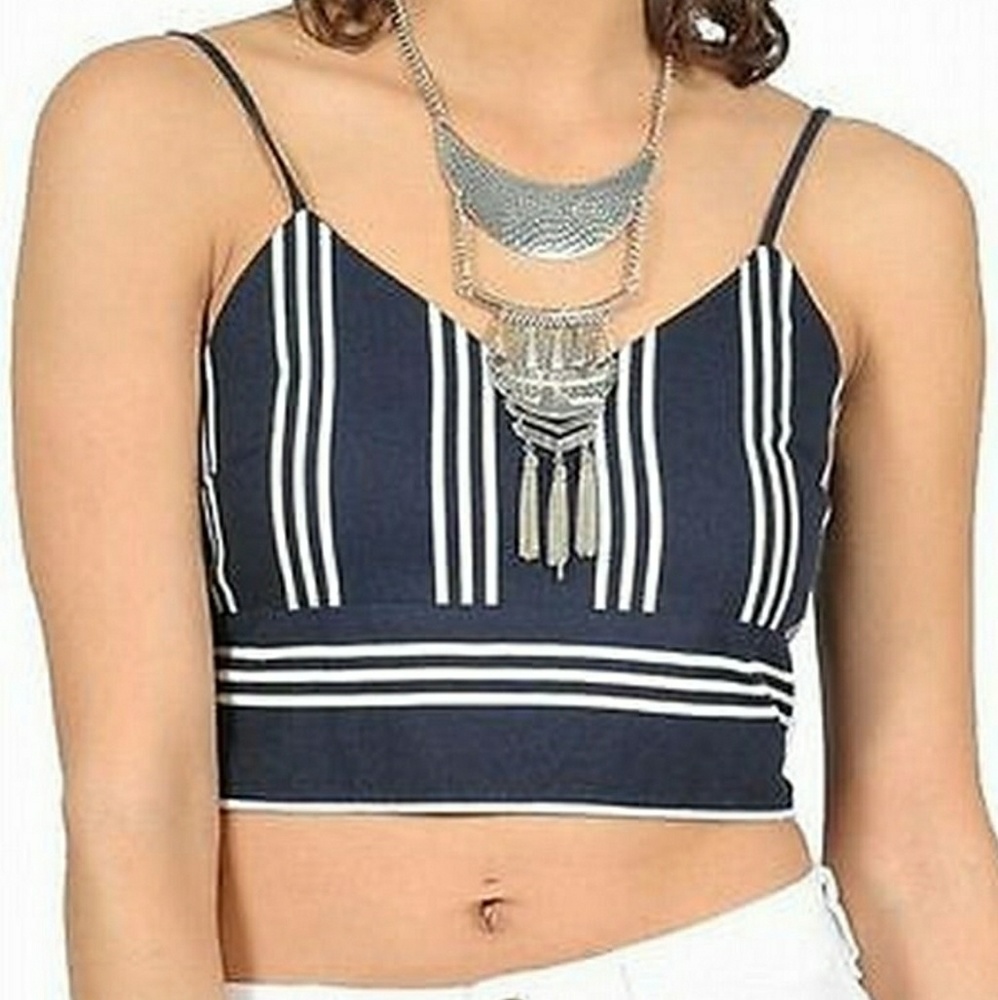 Crop top by Fashion on Earth