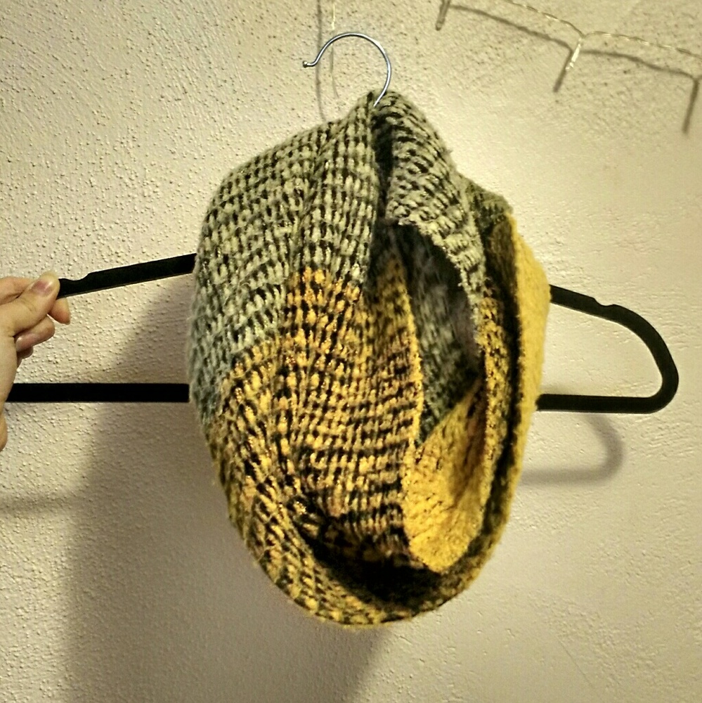 SOLD anthropologie infinity scarf