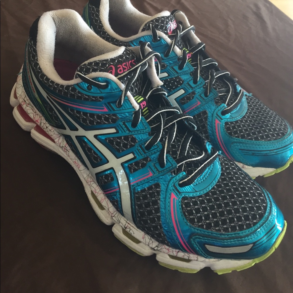 Asics gel kayano LE 19