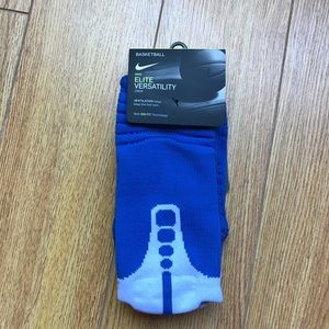 NIKE ELITE VERSATILITY CREW SOCKS
