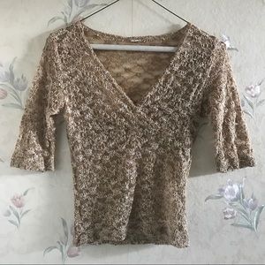 🍢 Vintage Gold Top 🍢