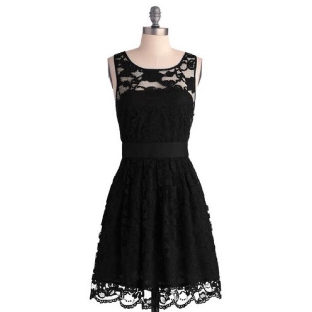 BB Dakota Lace Overlay LBD