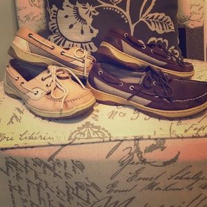 Sperry style shoes