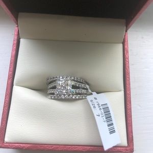 STERLING SILVER PRINCESS CZ SOLITAIRE RING SET