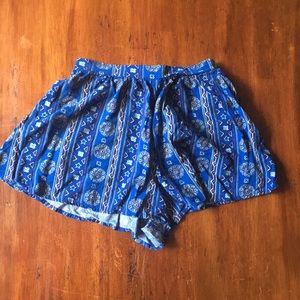 Hollister flowy blue medallion printed shorts