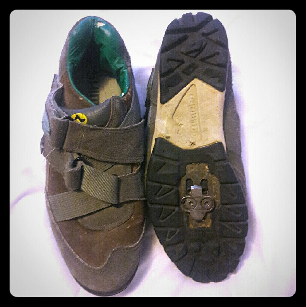 Clipless Cycling Shoes